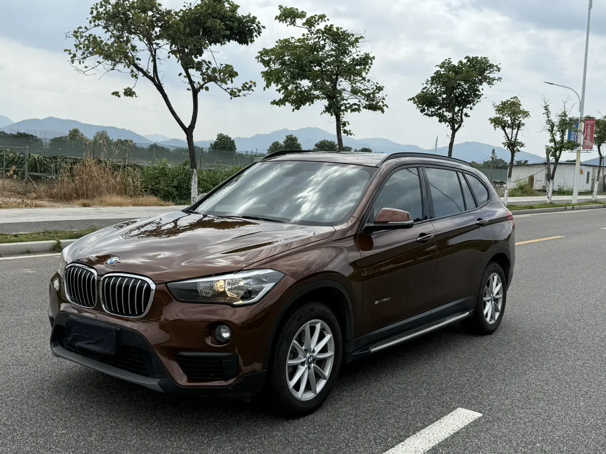 BMW X1  из Китая