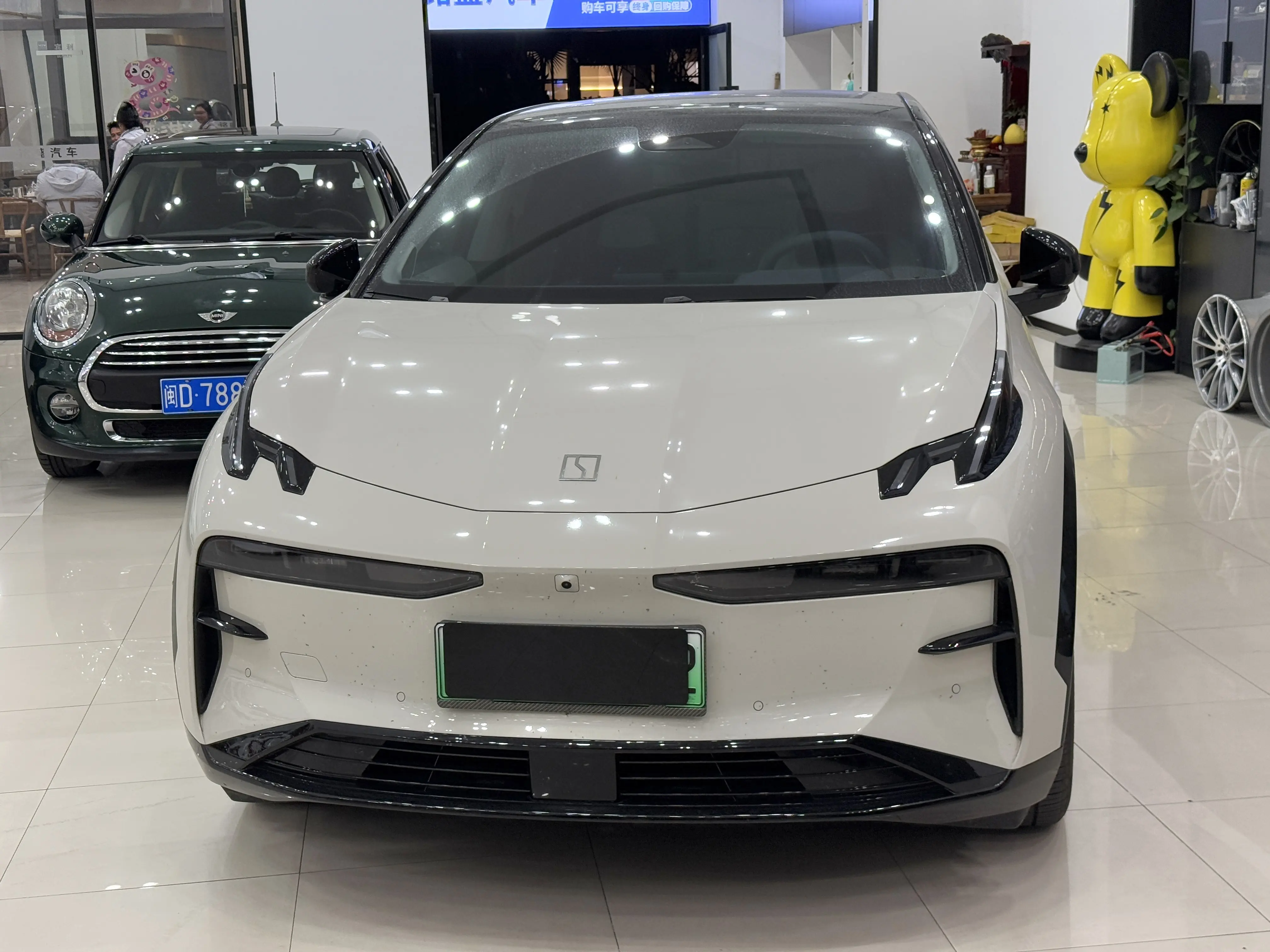 ZEEKR X  из Китая