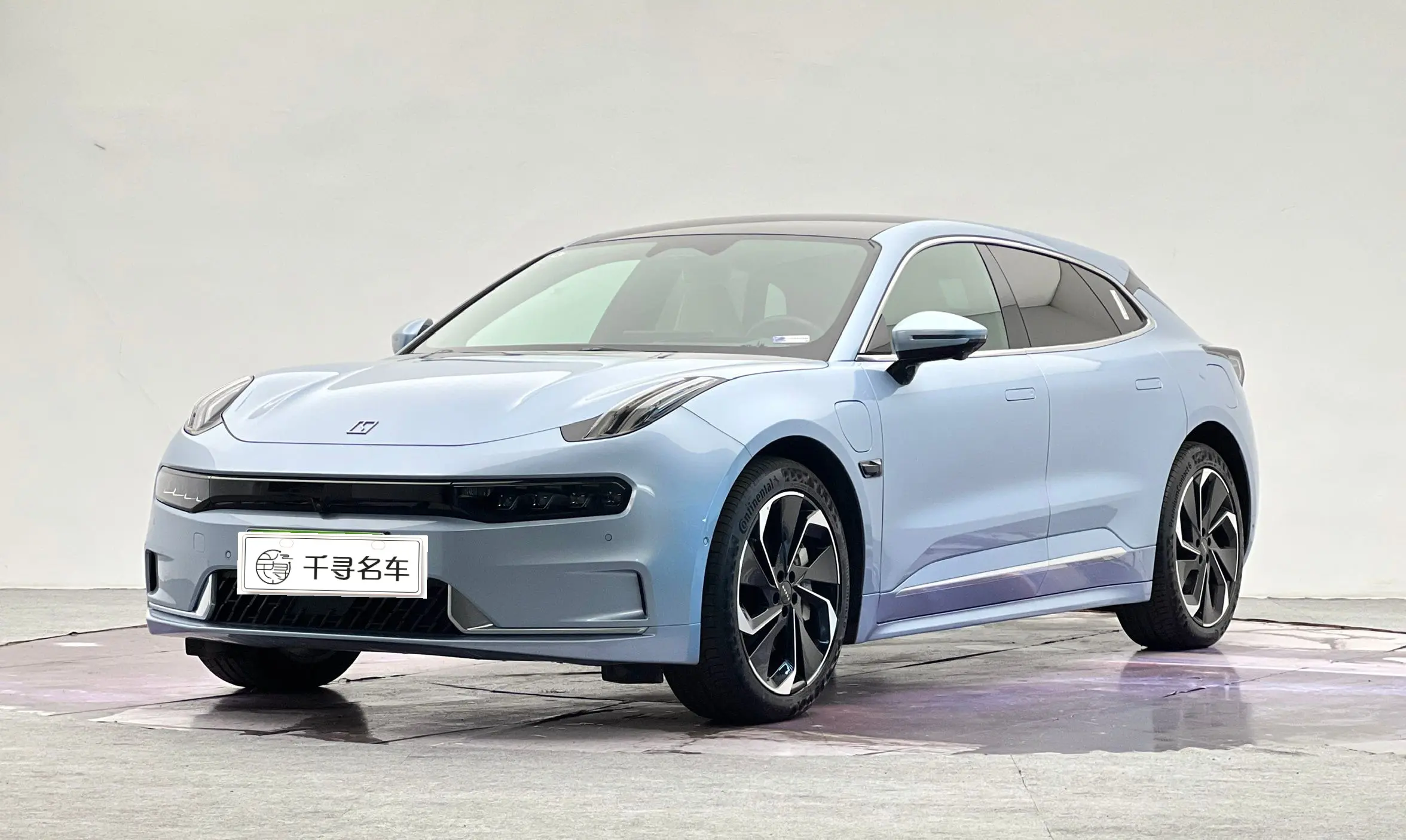 ZEEKR 001  из Китая