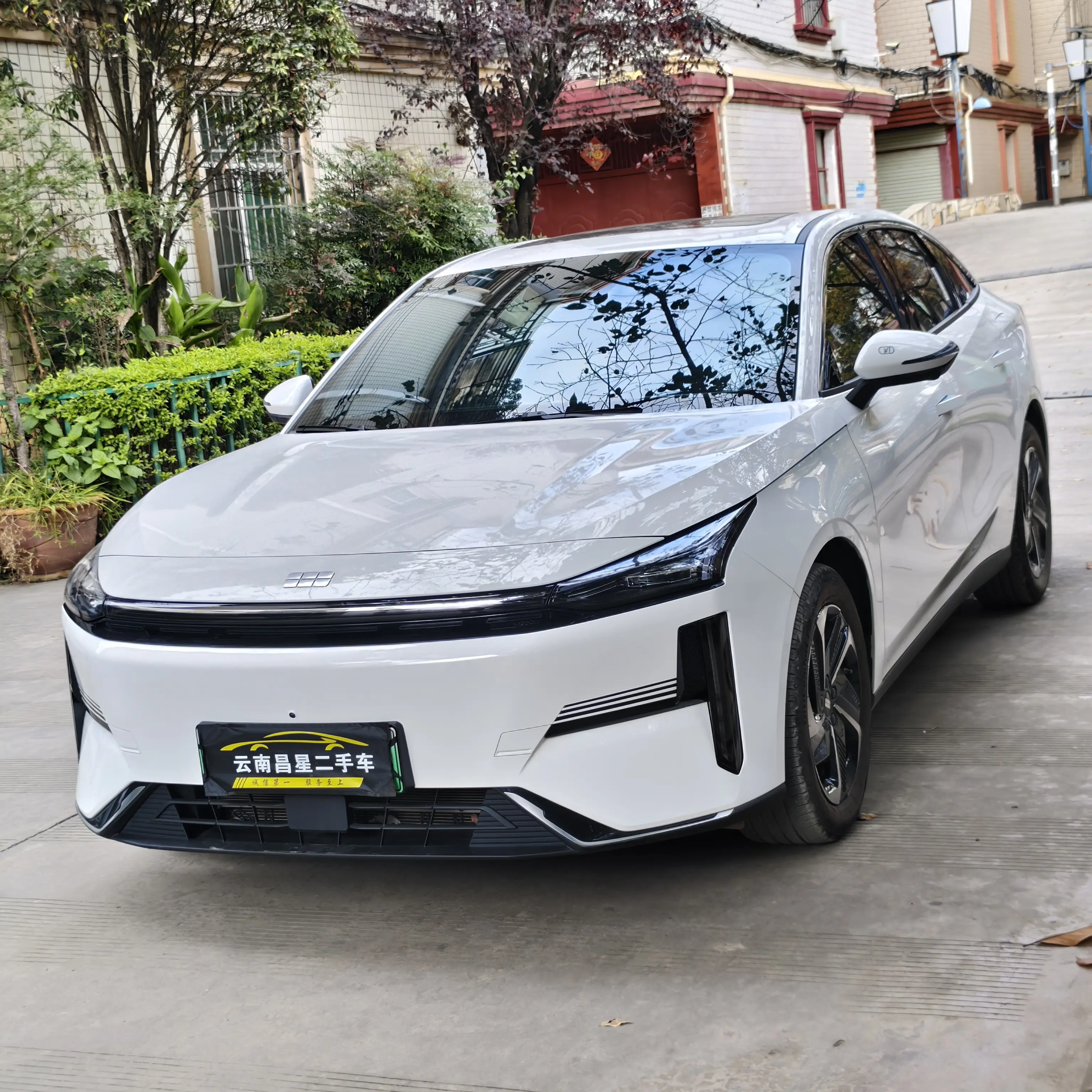 Geely Galaxy L6  из Китая