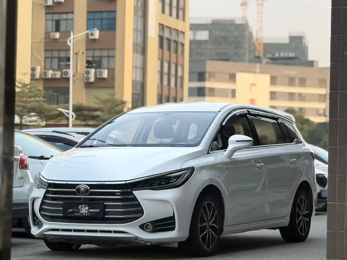 BYD Song MAX  из Китая
