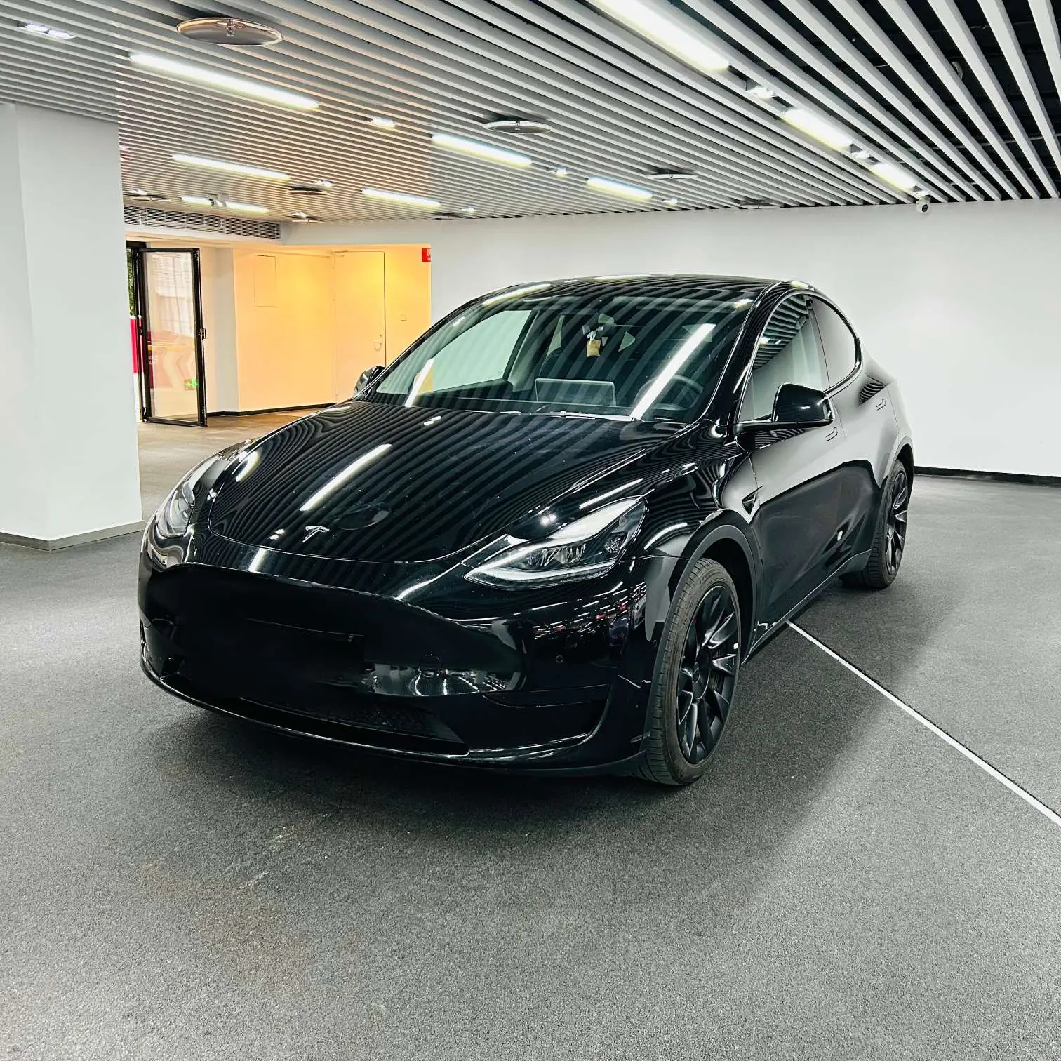 Tesla Model Y  из Китая