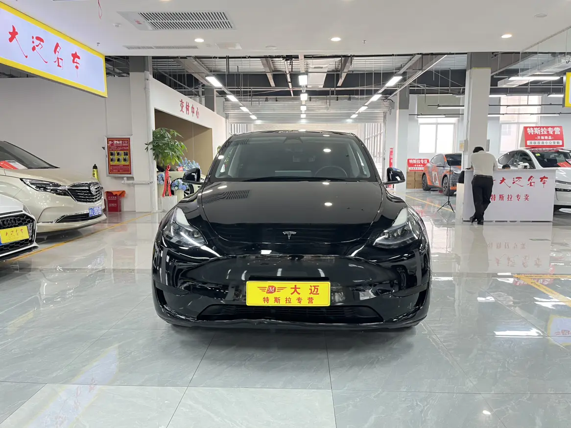 Tesla Model Y  из Китая