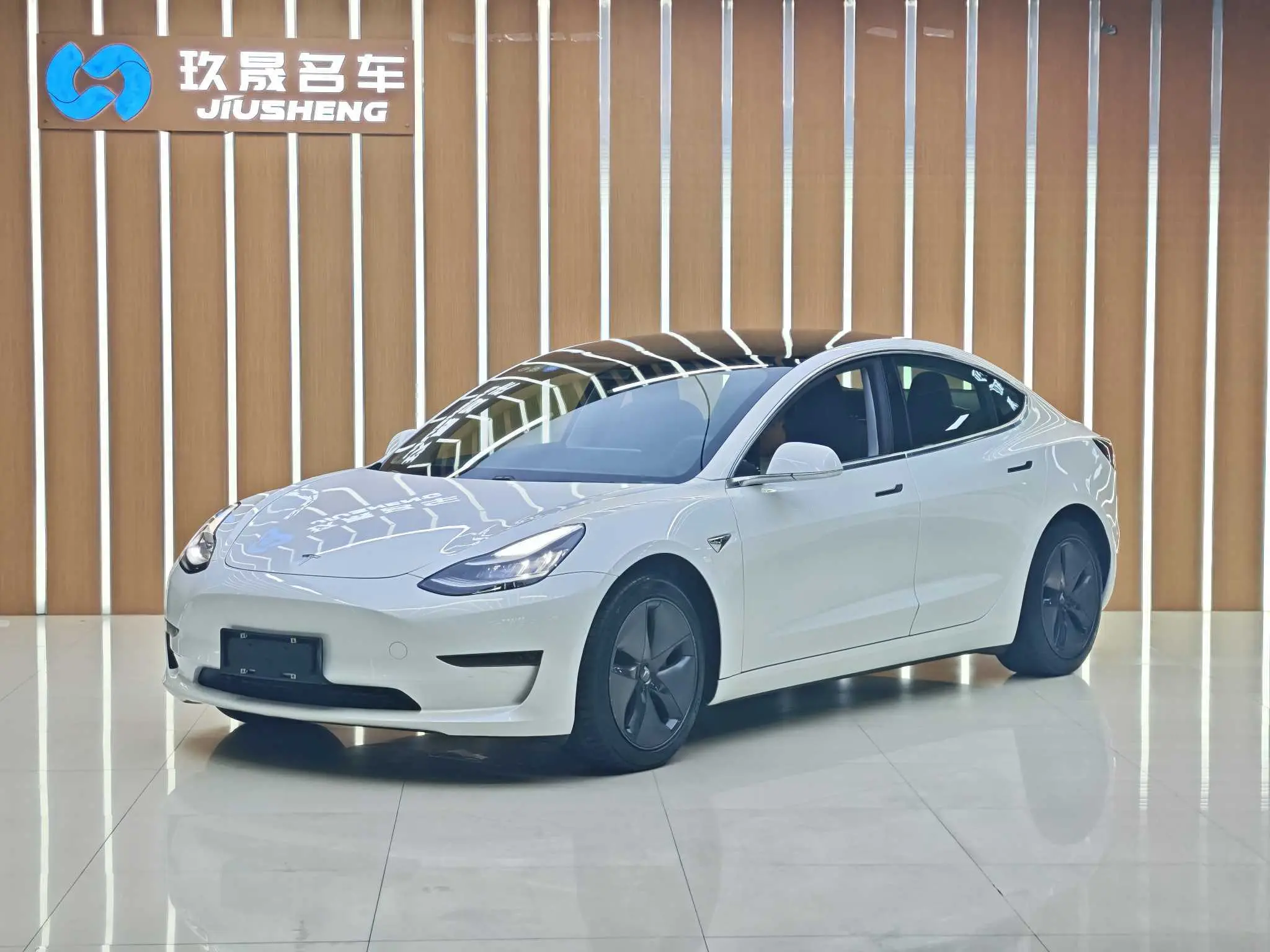 Tesla Model 3  из Китая