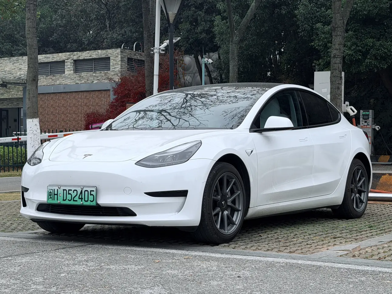 Tesla Model 3  из Китая