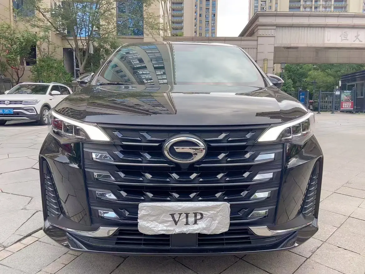 GAC Trumpchi M6  из Китая