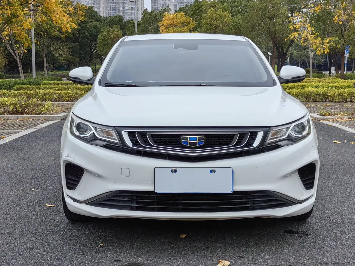 Geely Emgrand GL  из Китая