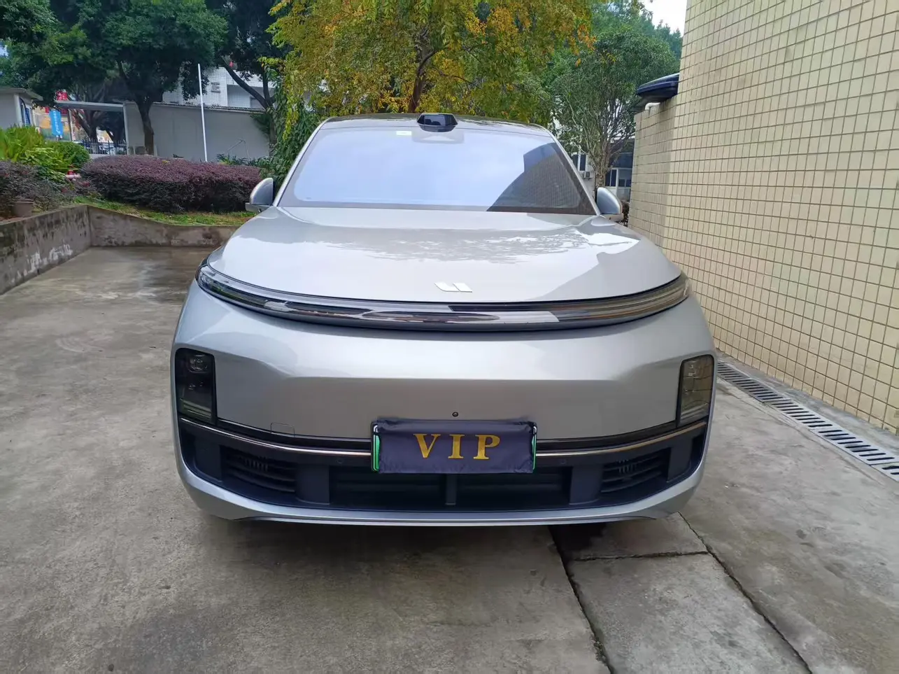 Li L9 (Ideal L9)  из Китая