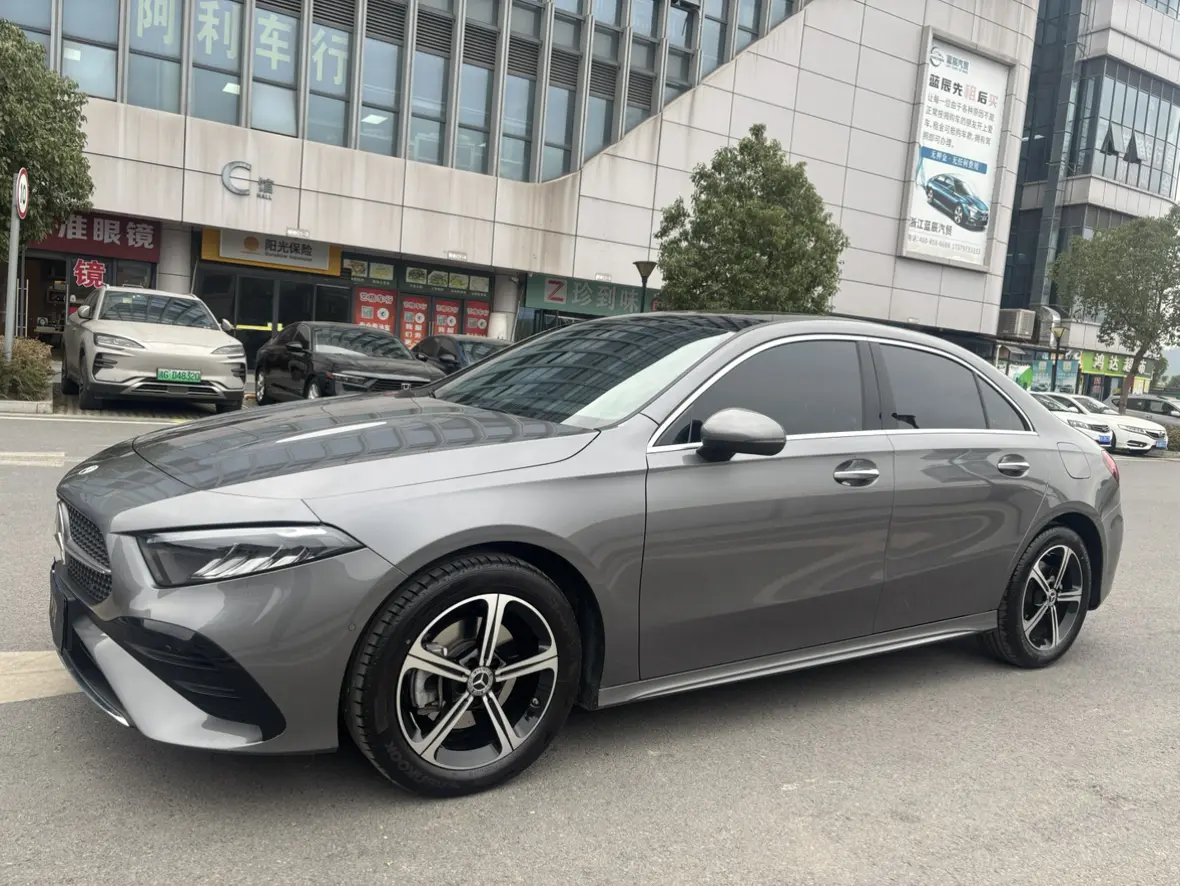 Mercedes-Benz Mercedes Benz A Class  из Китая