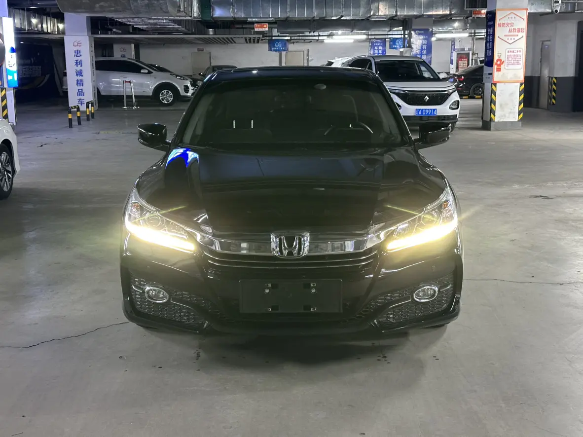 Honda Accord  из Китая