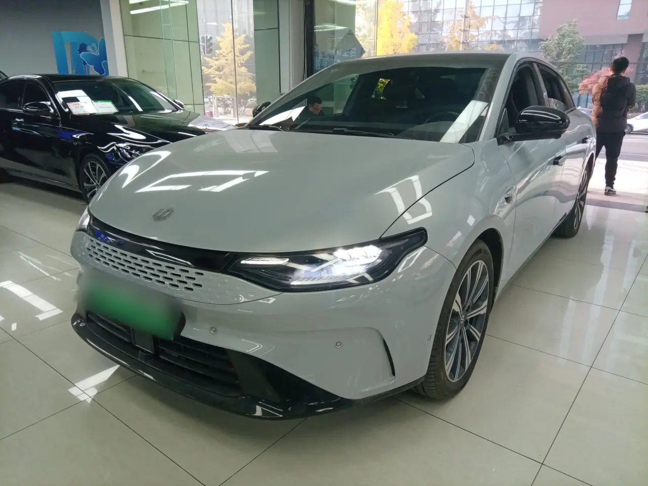 Leapmotor Zero running C01  из Китая