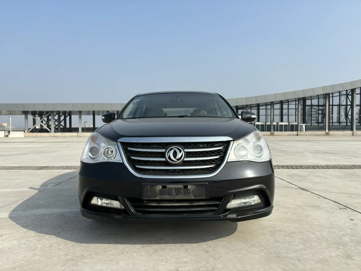Dongfeng Fengshen A60  из Китая