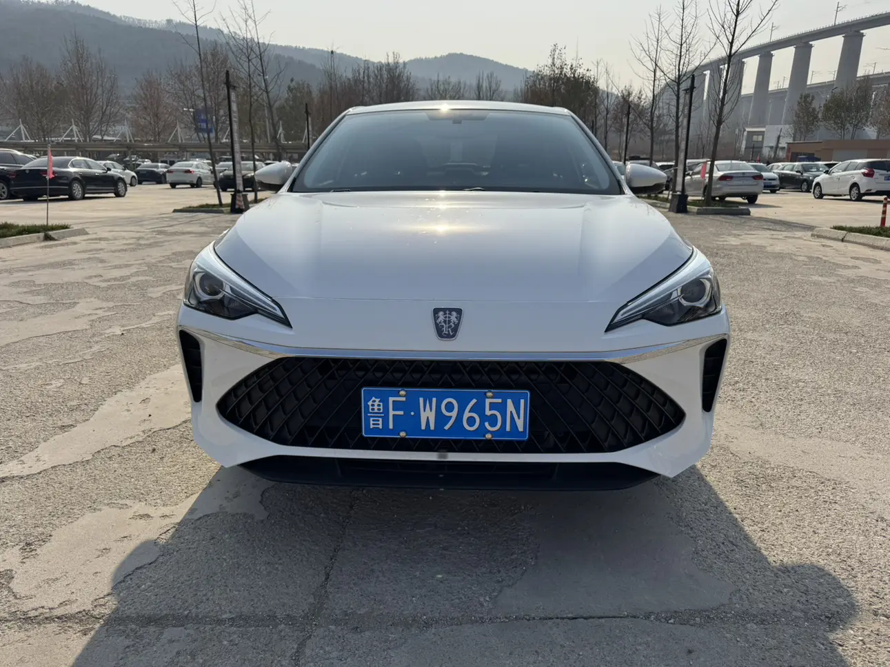 Roewe i5  из Китая