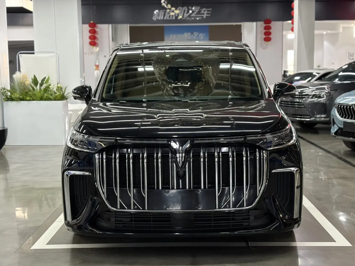 Voyah Lantu Dreamer PHEV  из Китая