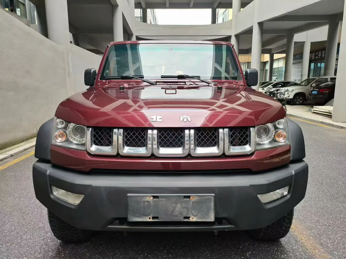 BAIC Beijing Off-road BJ40  из Китая