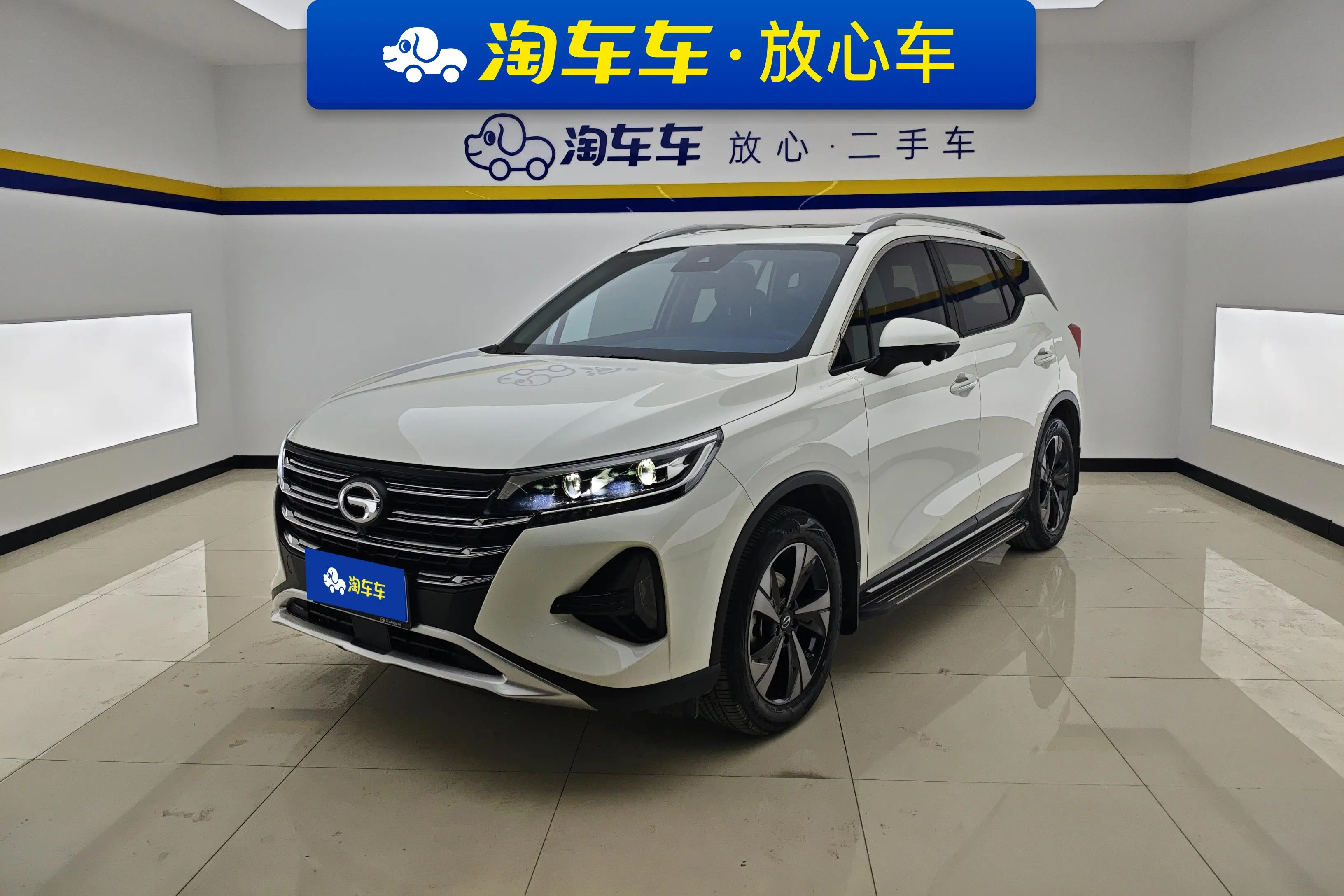 GAC Trumpchi GS4  из Китая