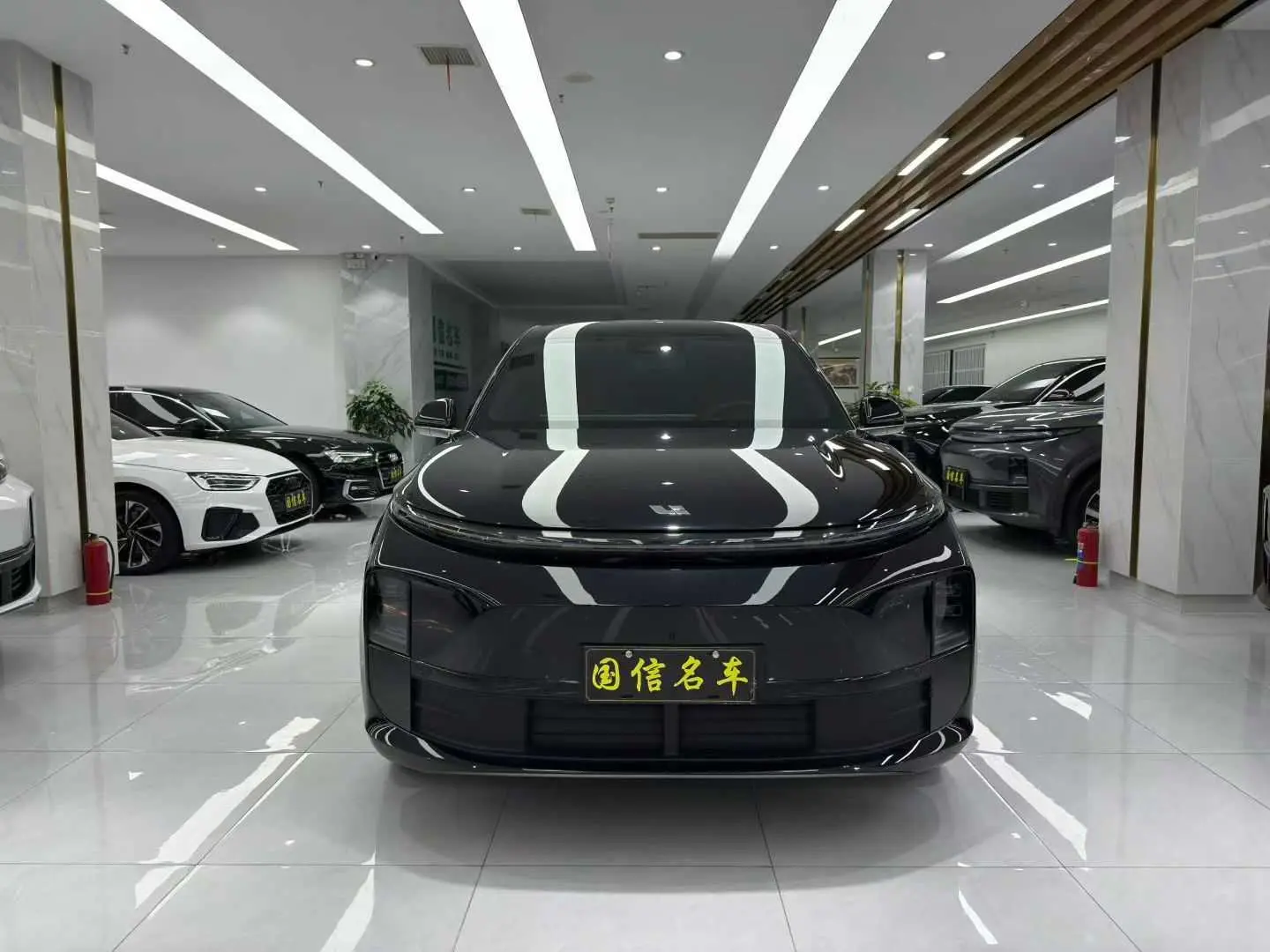 Li L6 (Ideal L6)  из Китая