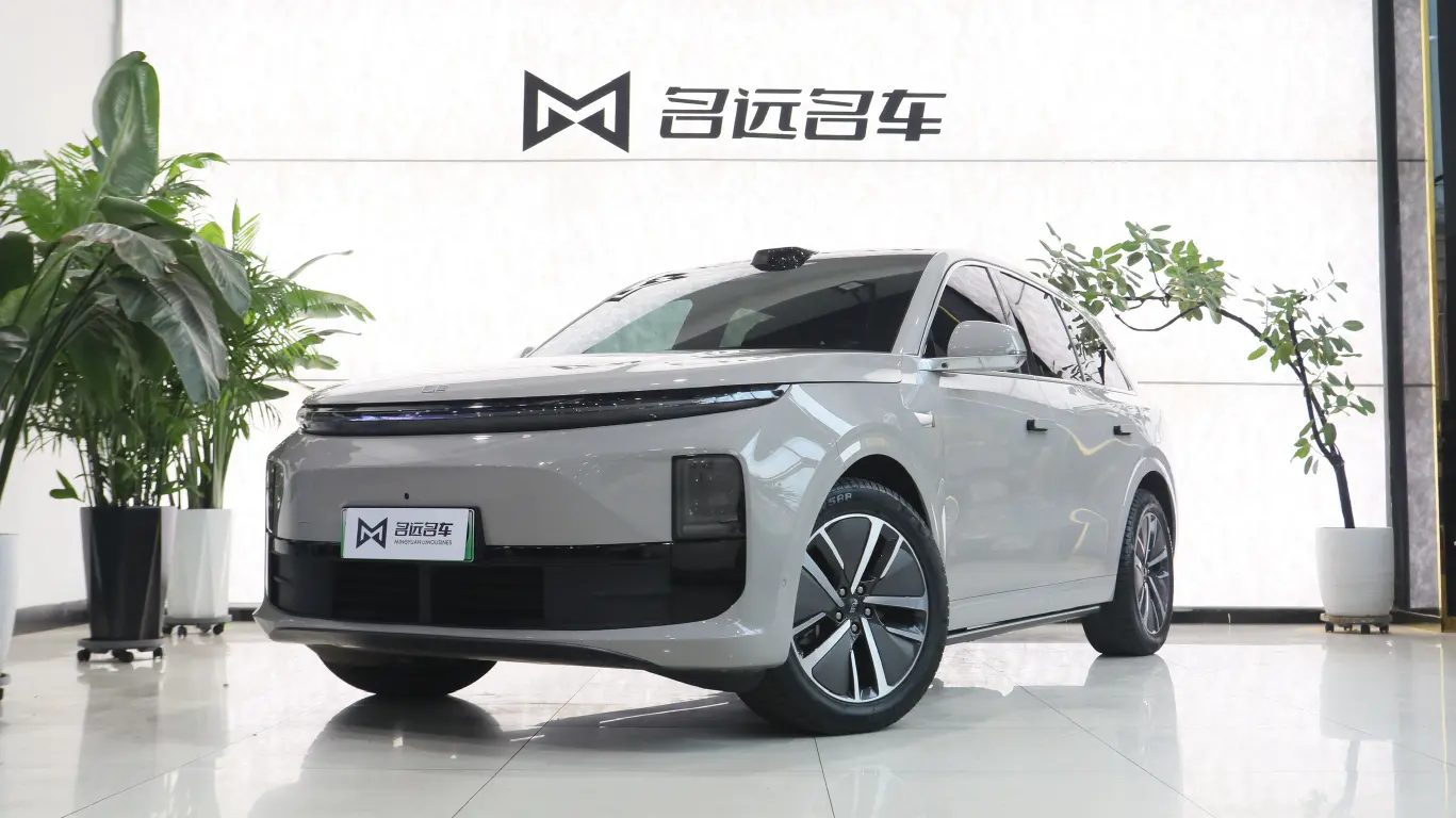 Li L6 (Ideal L6)  из Китая