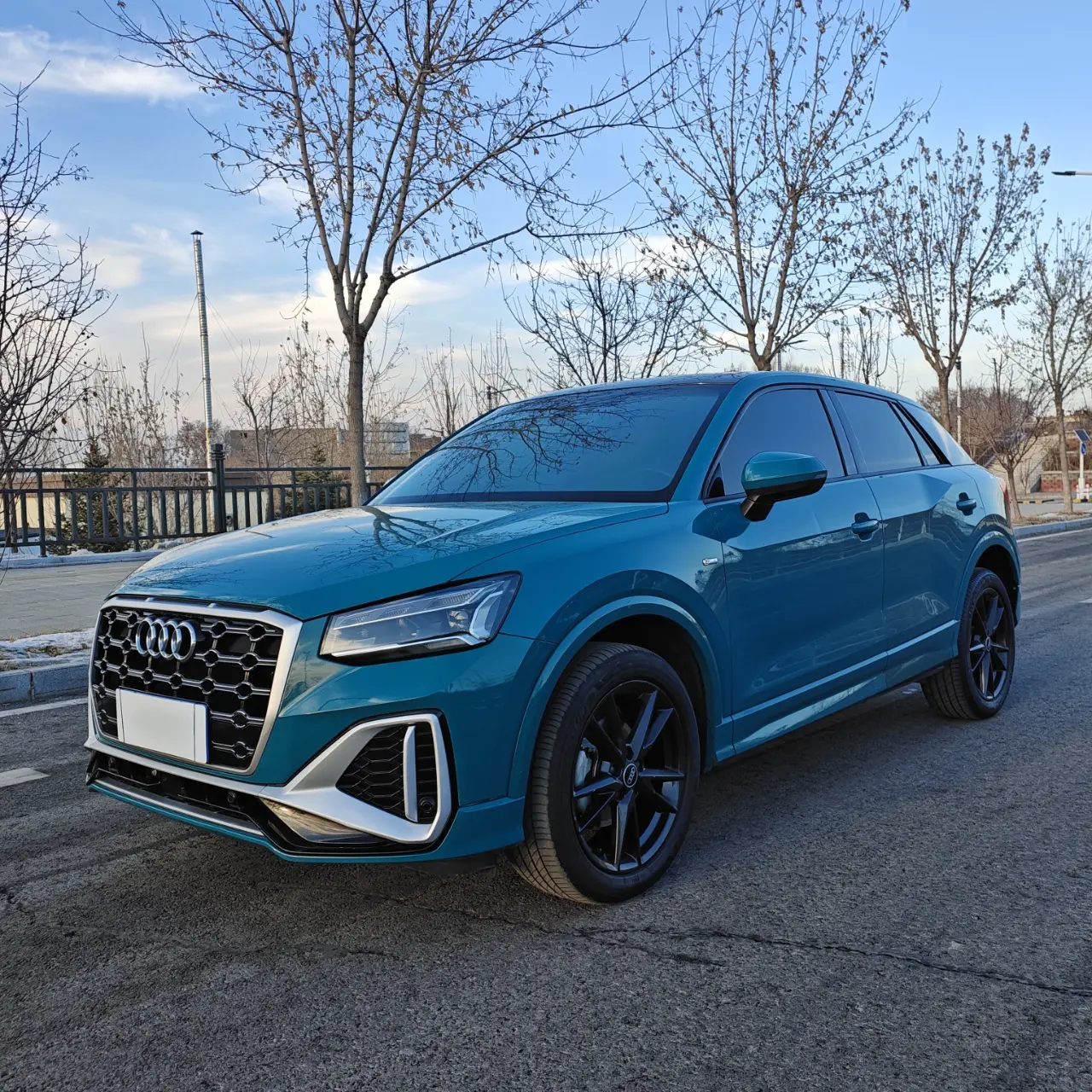 Audi Q2L  из Китая