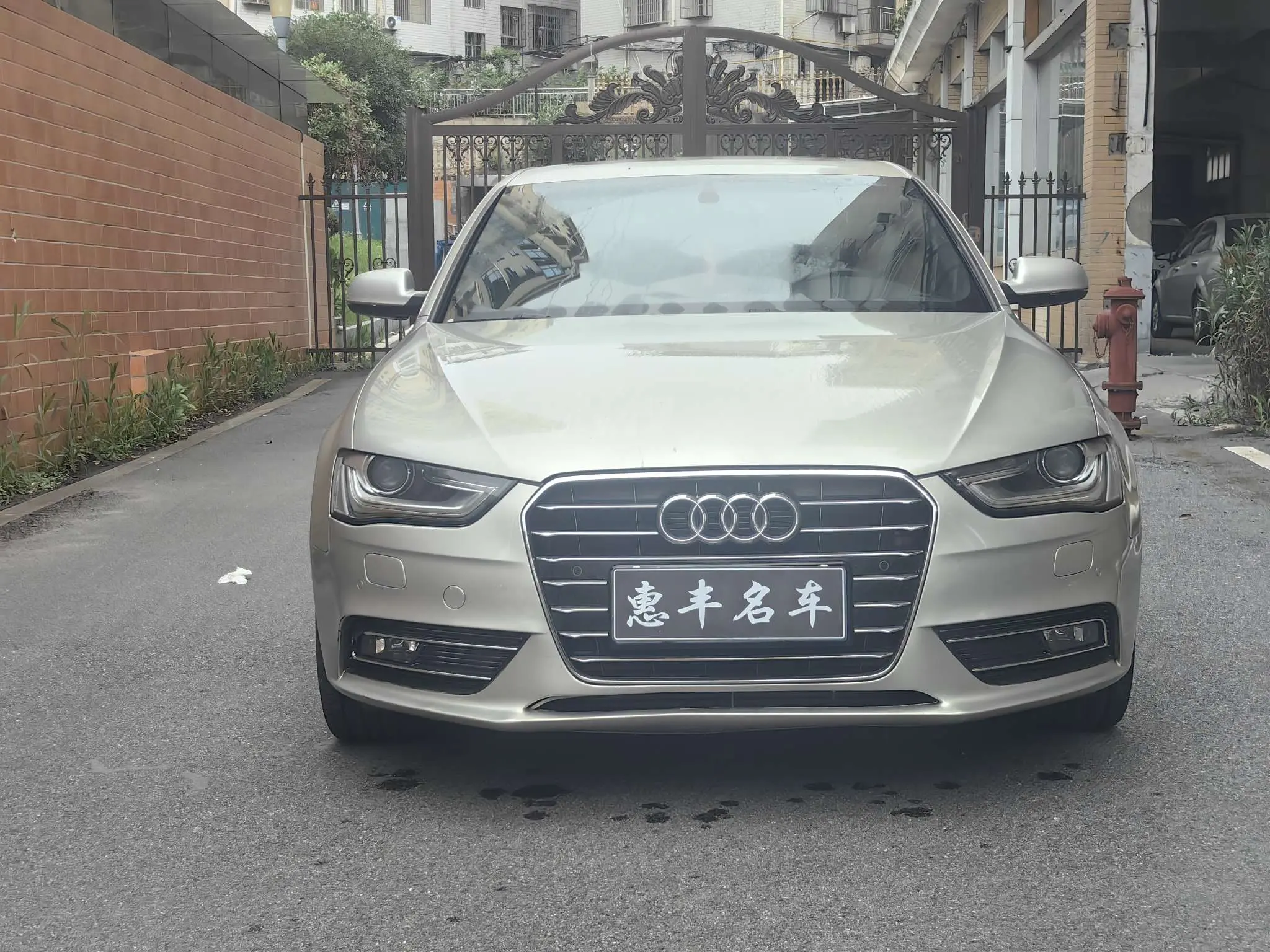 Audi A4L  из Китая