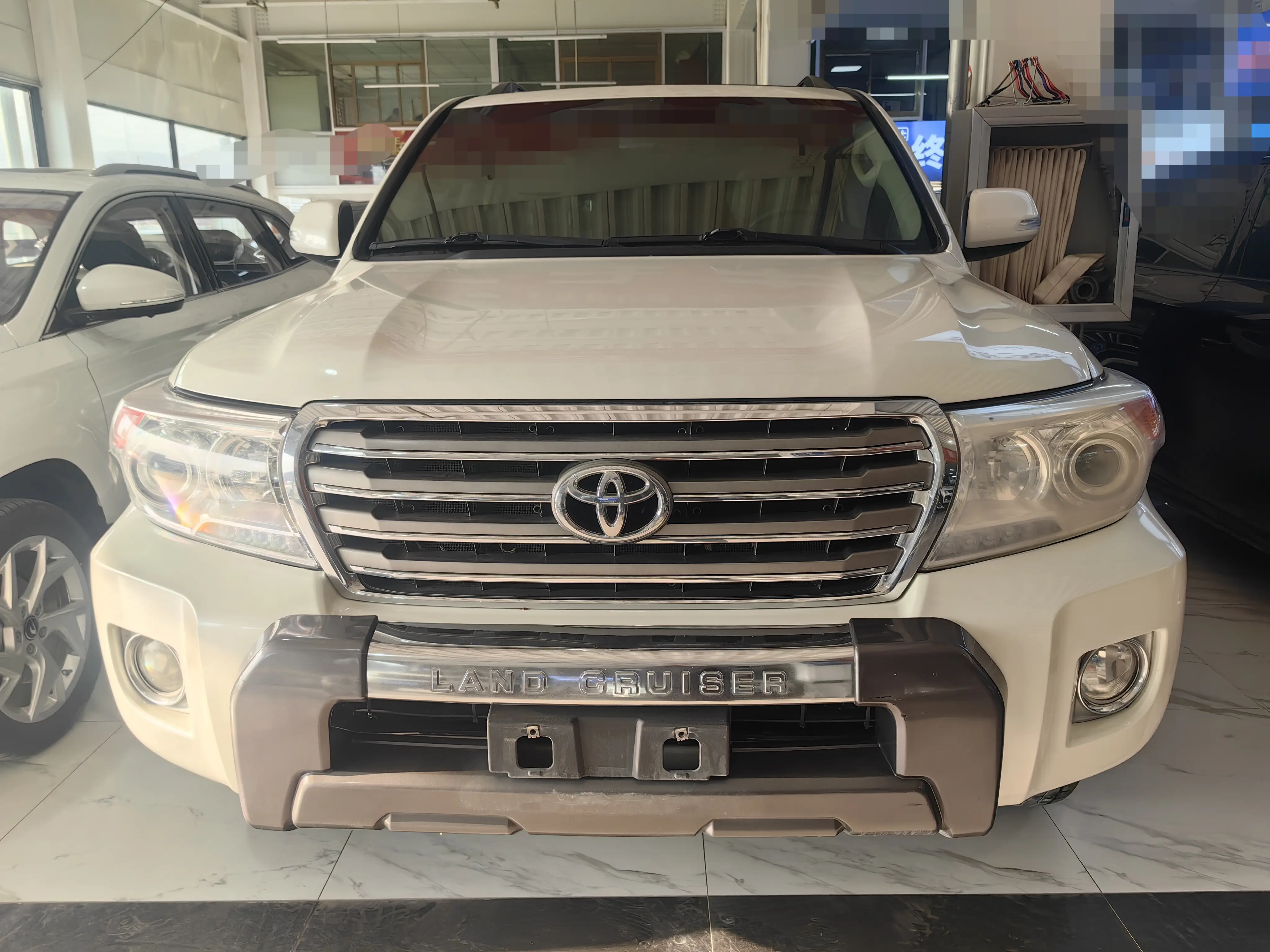 Toyota Land Cruiser  из Китая