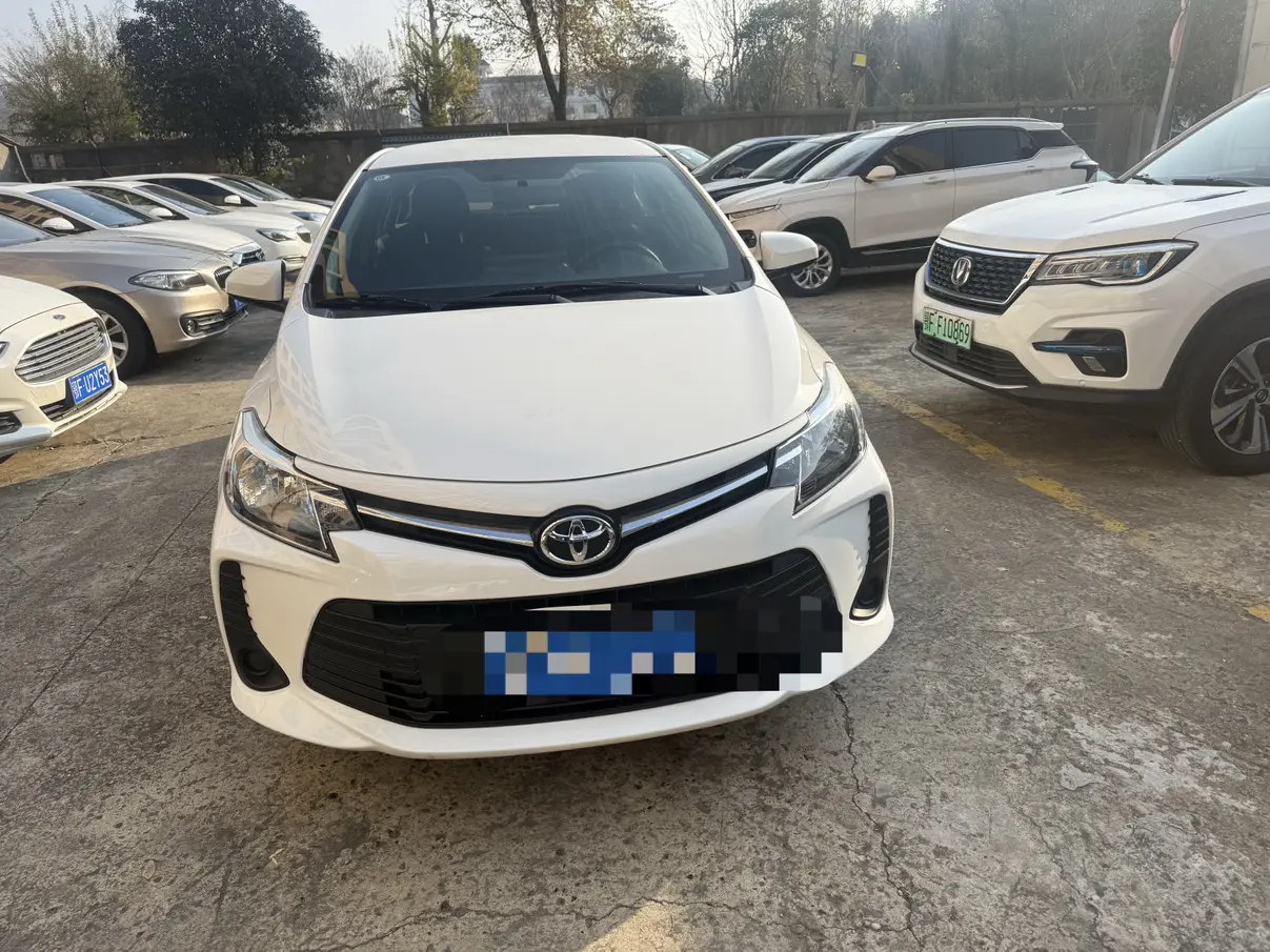 Toyota Vios  из Китая