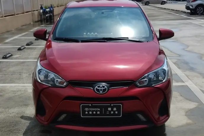 Toyota YARiS L Enjoy  из Китая