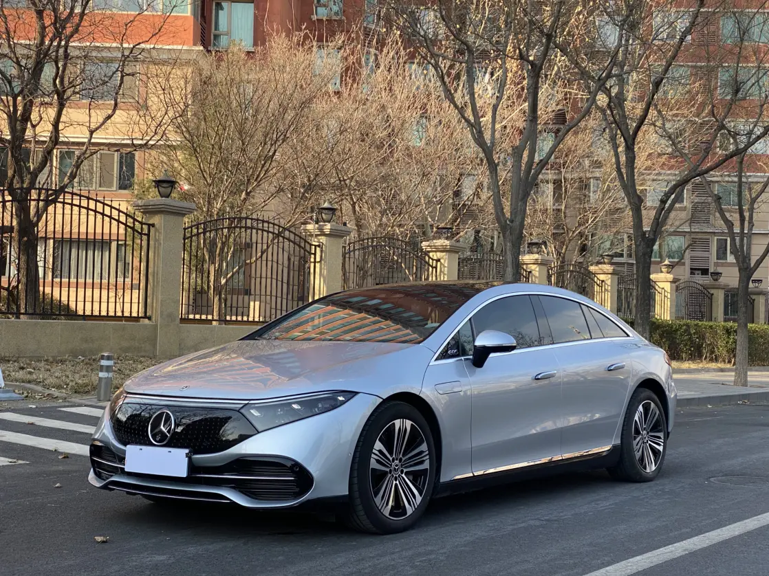 Mercedes-Benz EQS  из Китая