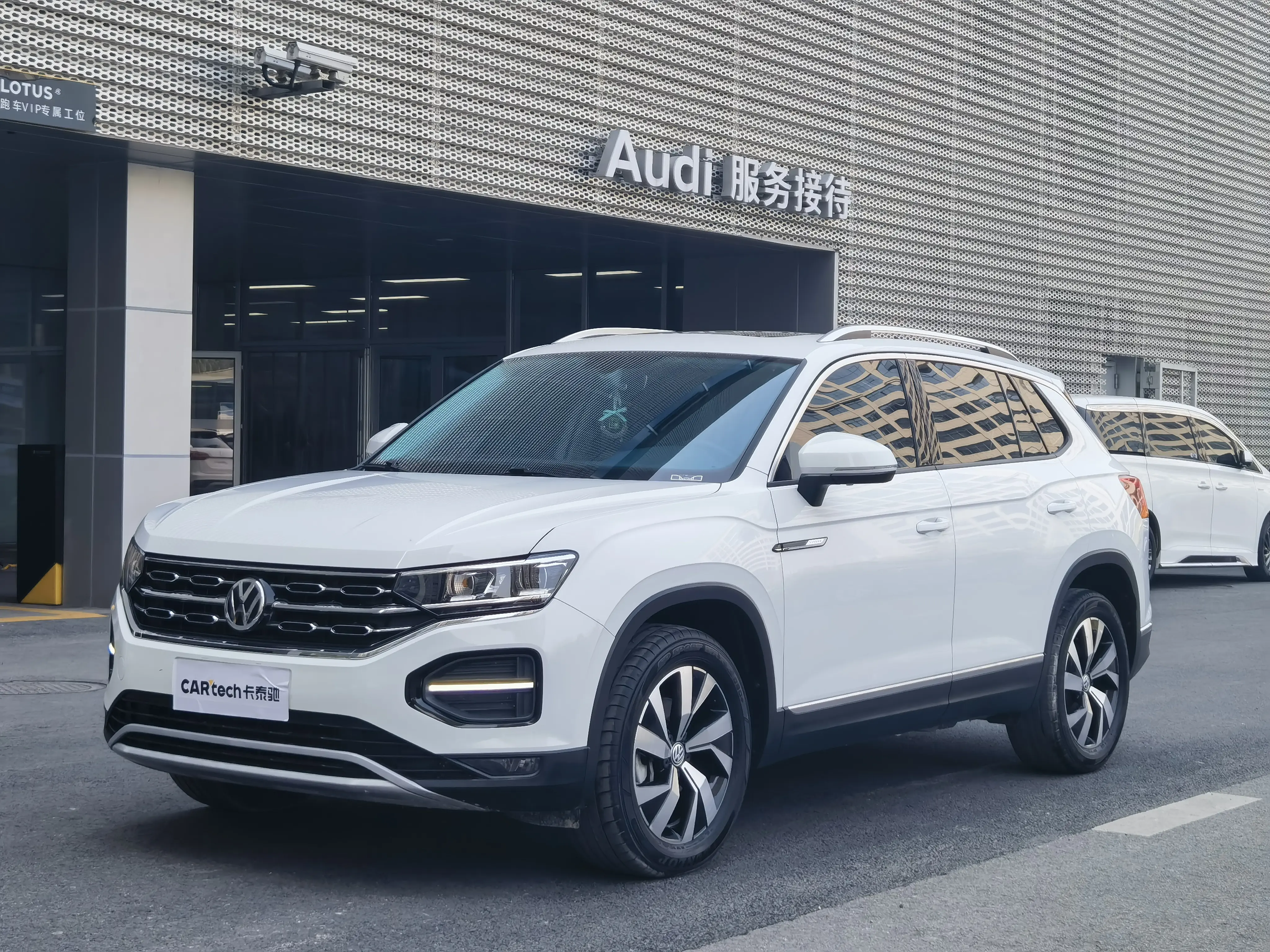 Volkswagen Tayron  из Китая