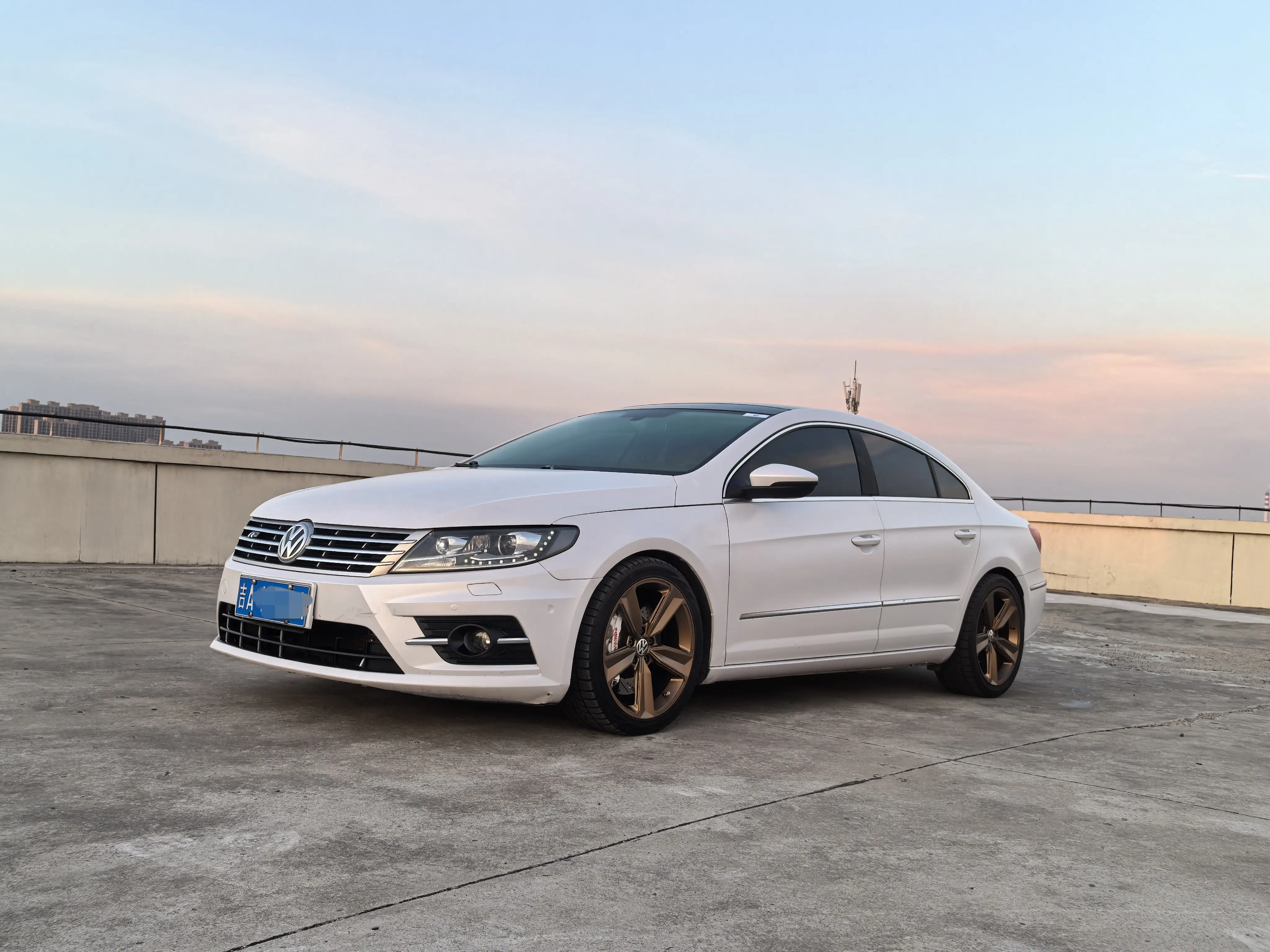 Volkswagen Arteon (CC)  из Китая