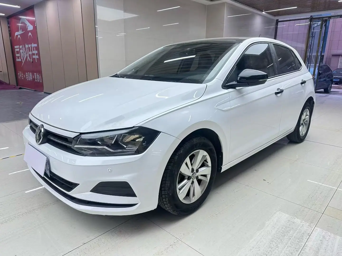 Volkswagen Polo  из Китая