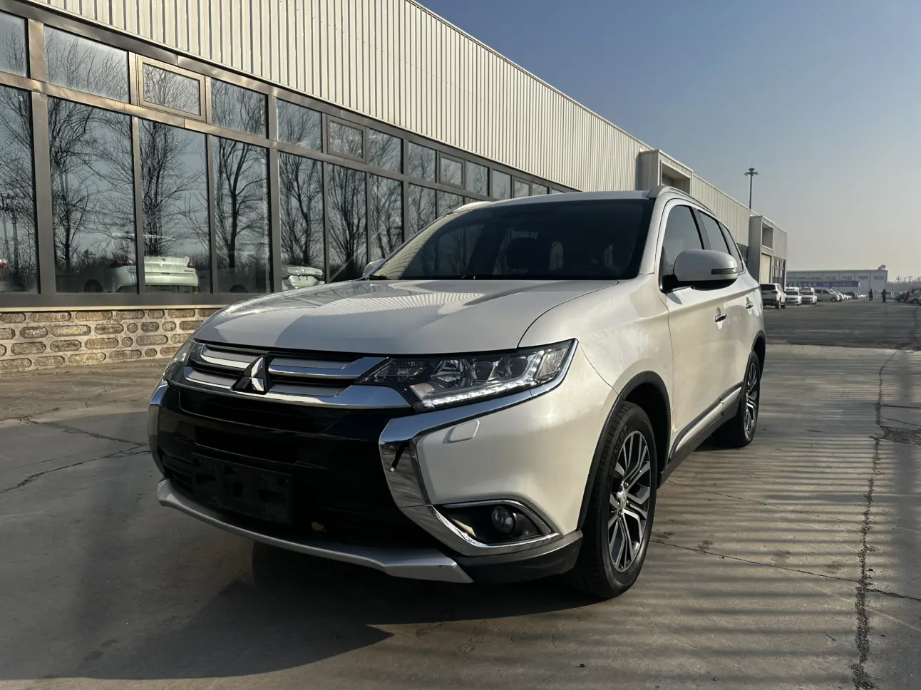 Mitsubishi Outlander  из Китая