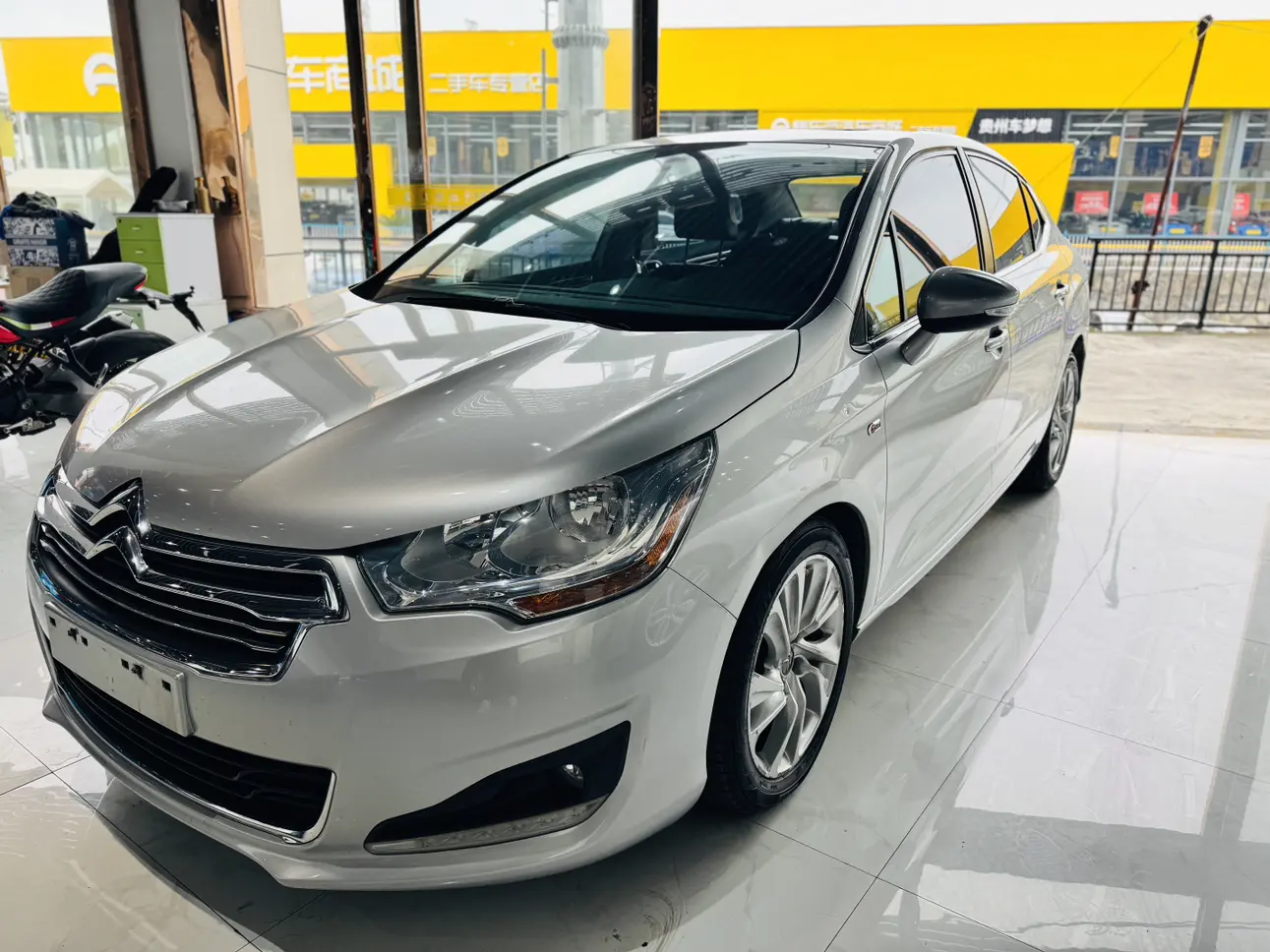 Citroën Citroen C4L  из Китая