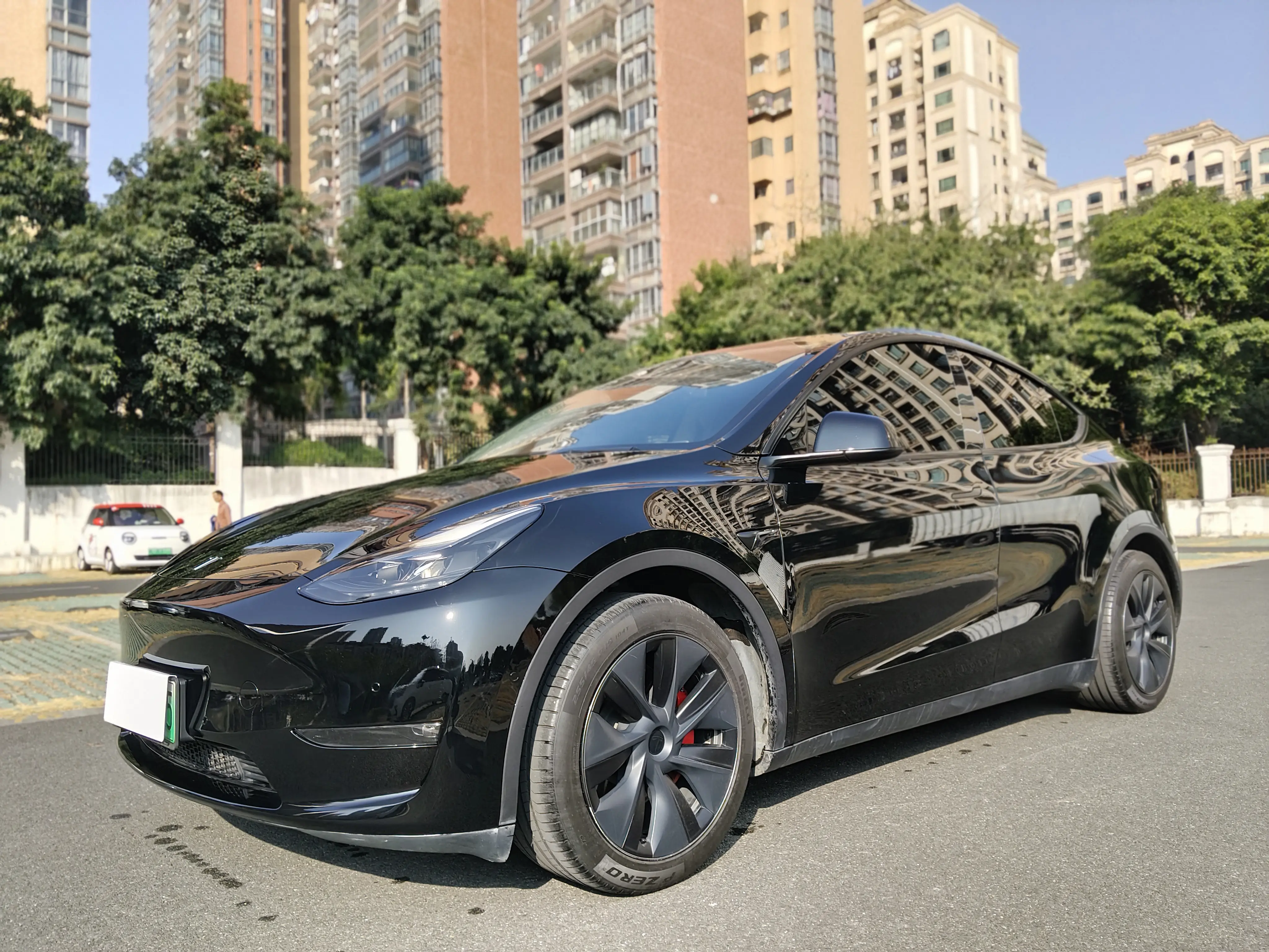 Tesla Model Y  из Китая