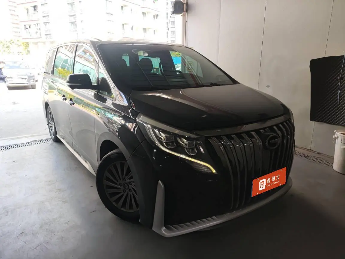 GAC Trumpchi M8  из Китая