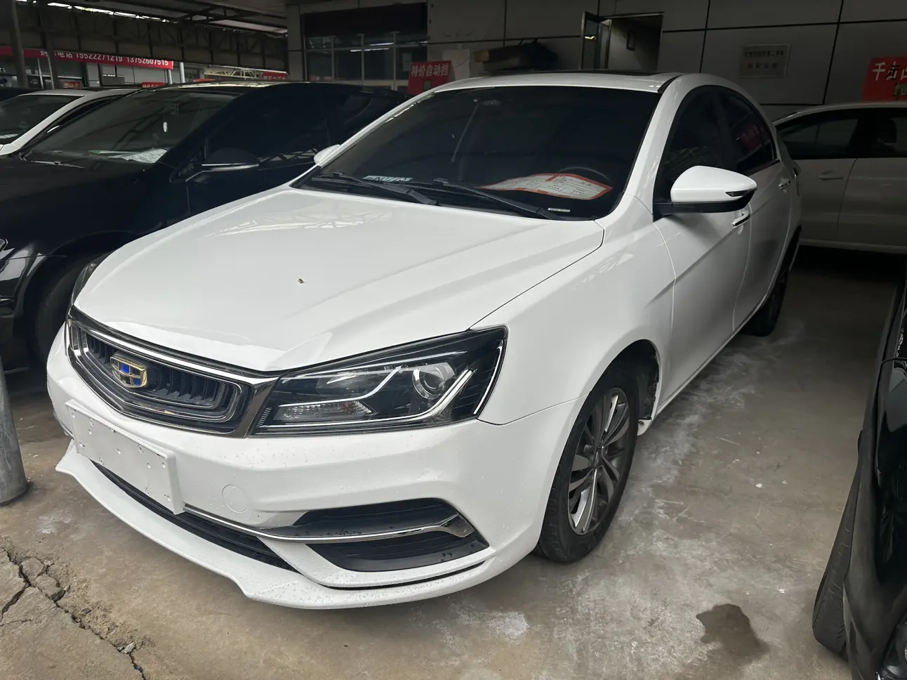 Geely Emgrand  из Китая