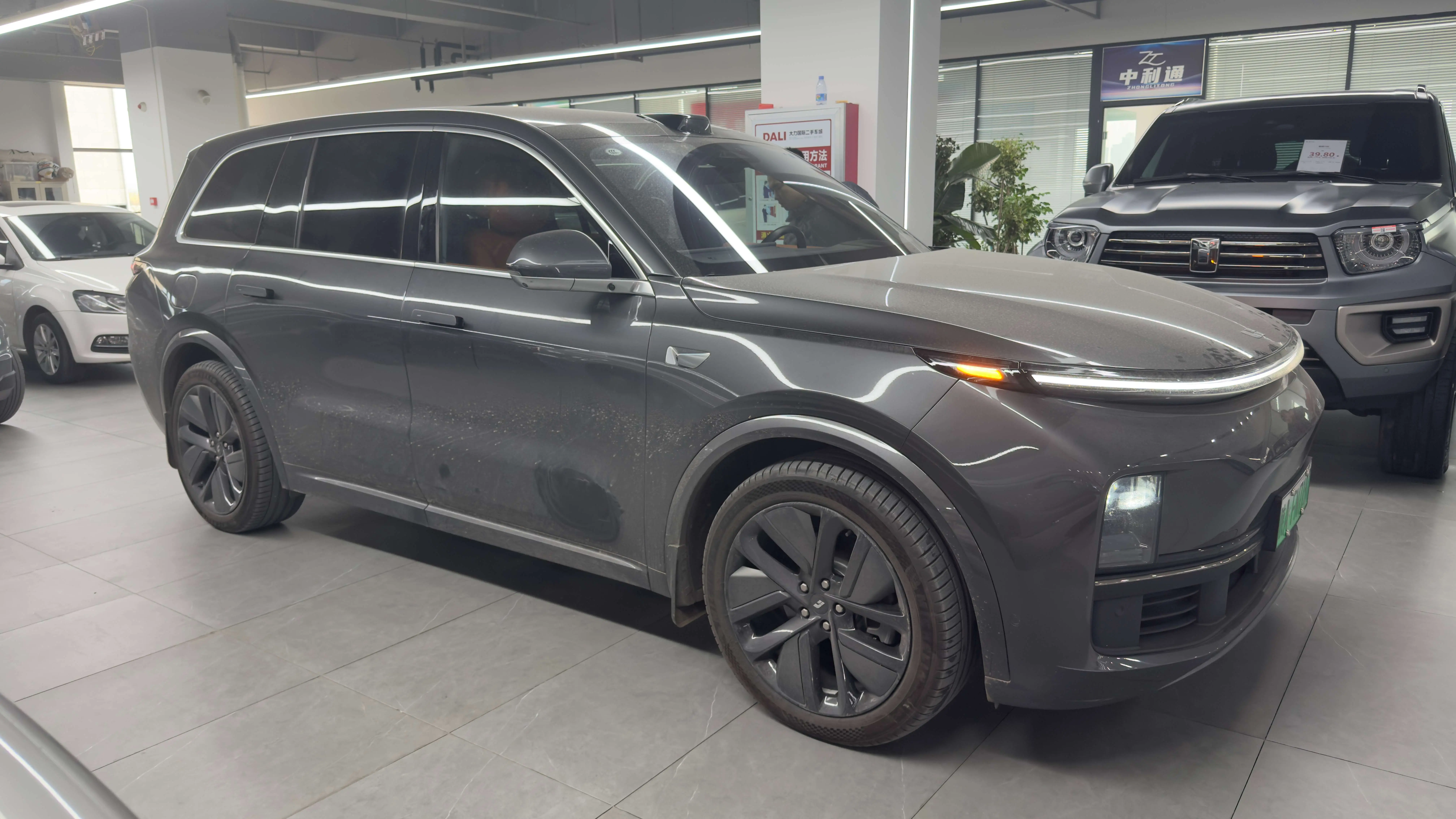 Li L9 (Ideal L9)  из Китая