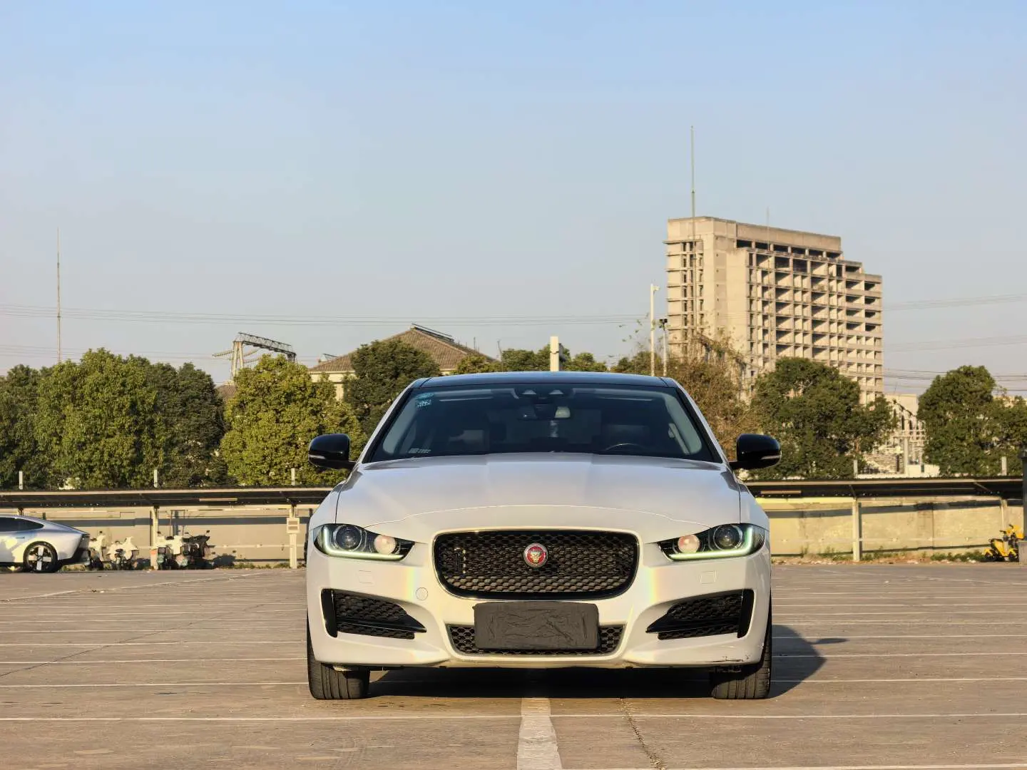 Jaguar XE  из Китая