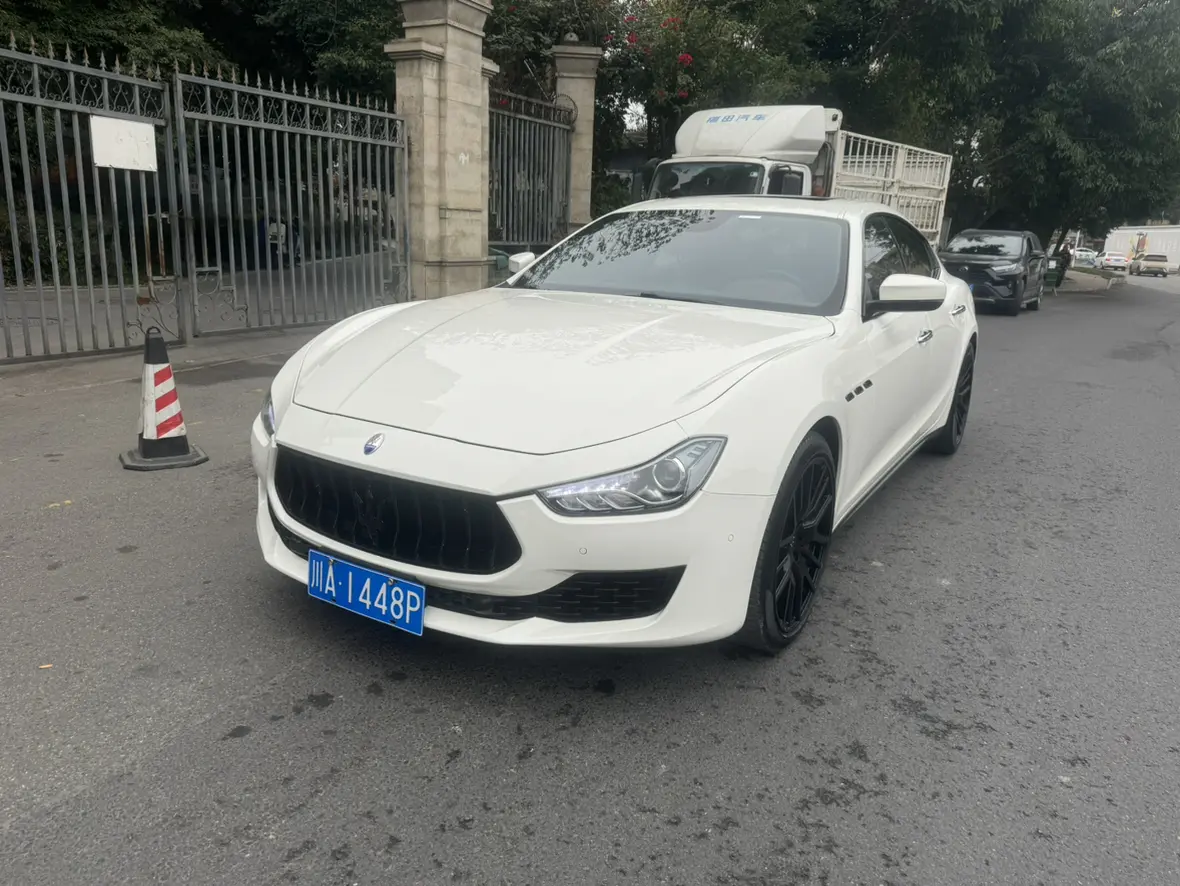 Maserati Ghibli  из Китая