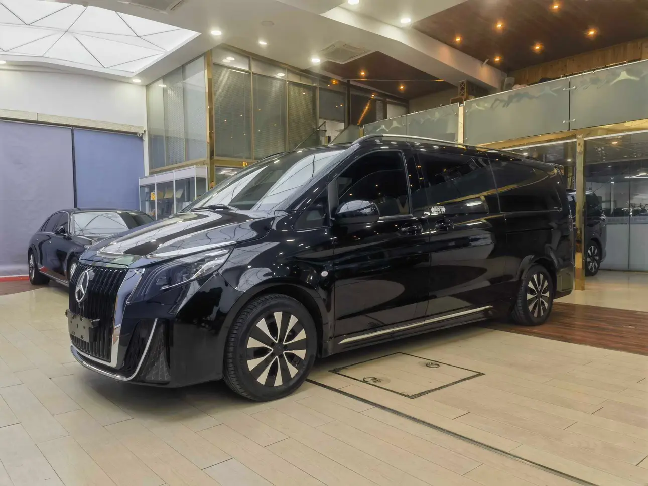 Mercedes-Benz Vito  из Китая