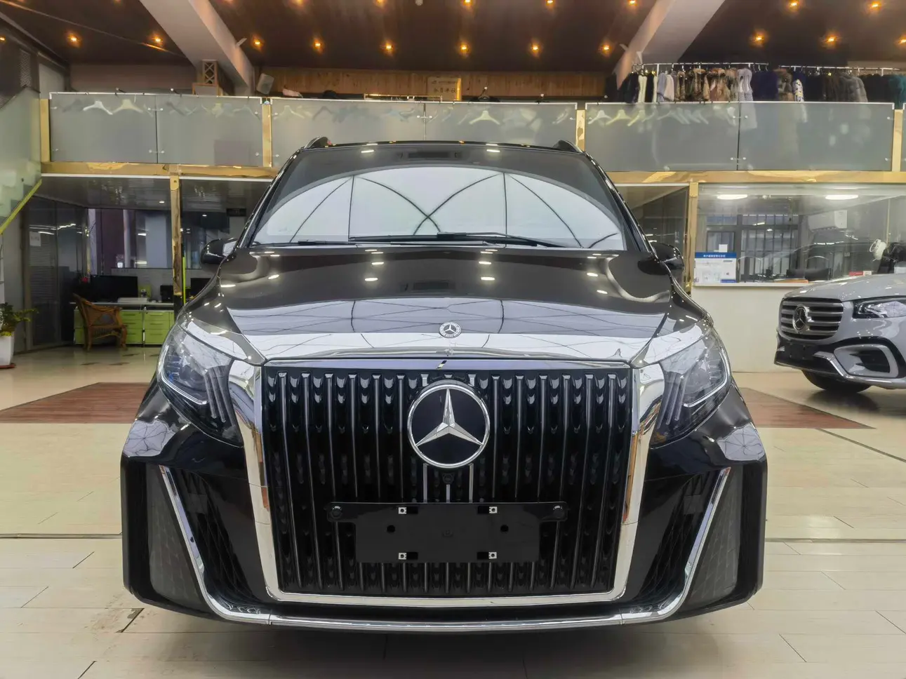 Mercedes-Benz Vito  из Китая