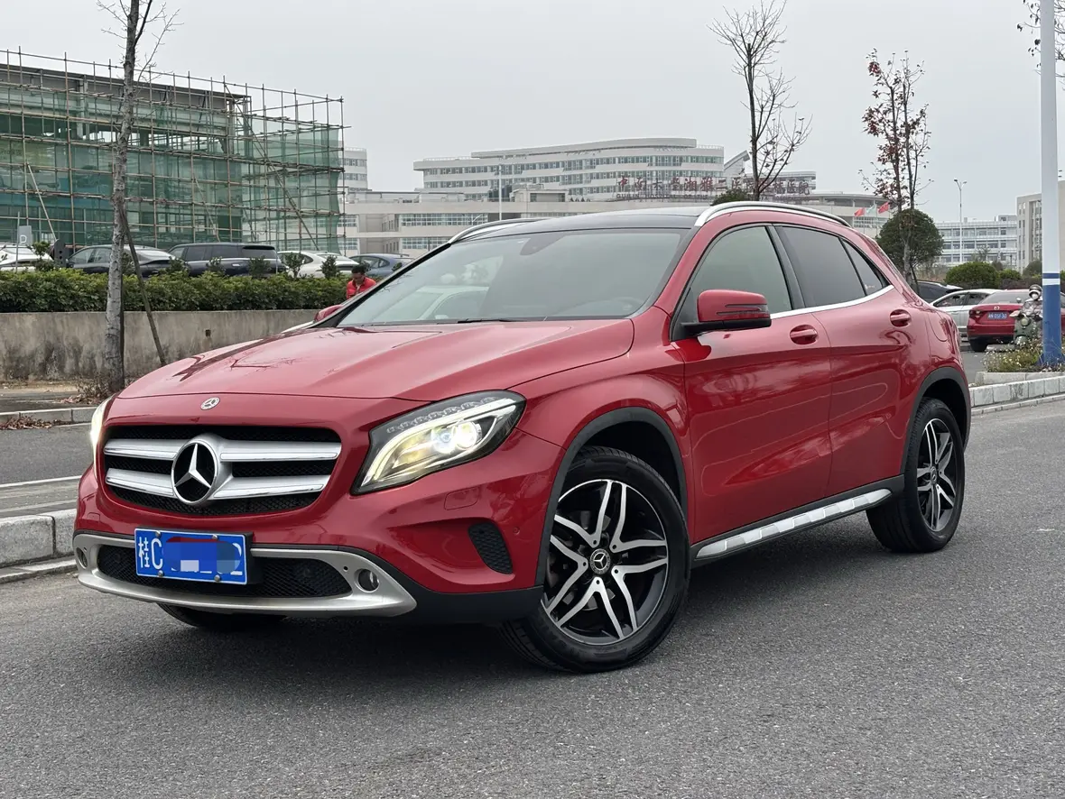 Mercedes-Benz GLA  из Китая