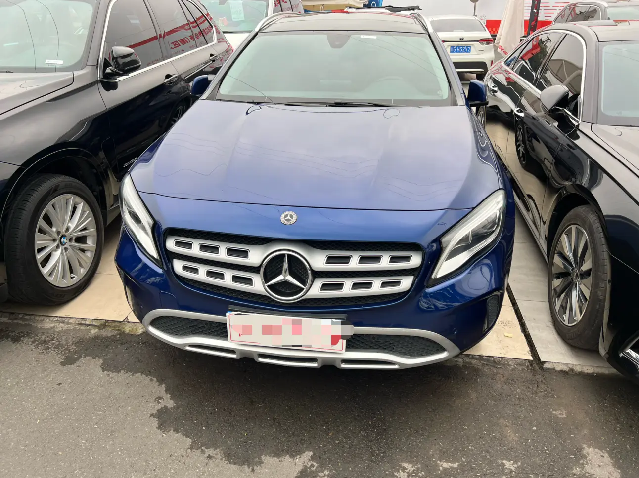 Mercedes-Benz GLA  из Китая