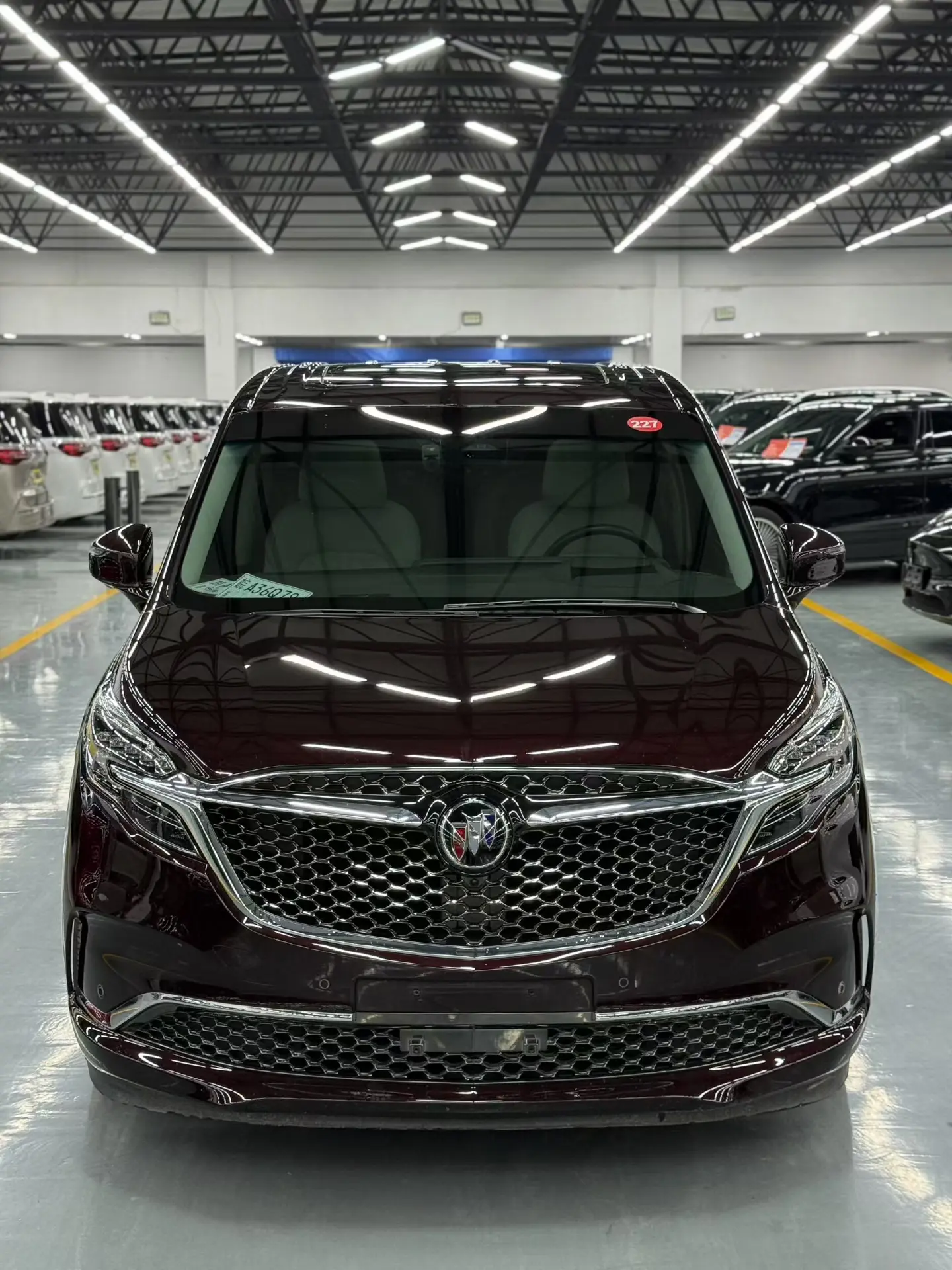 Buick GL8  из Китая