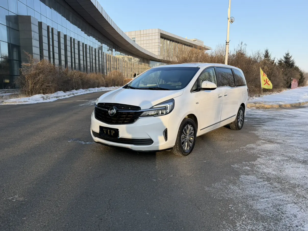 Buick GL8  из Китая