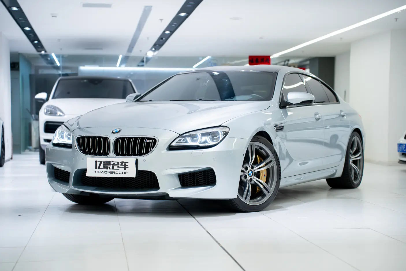 BMW M6  из Китая