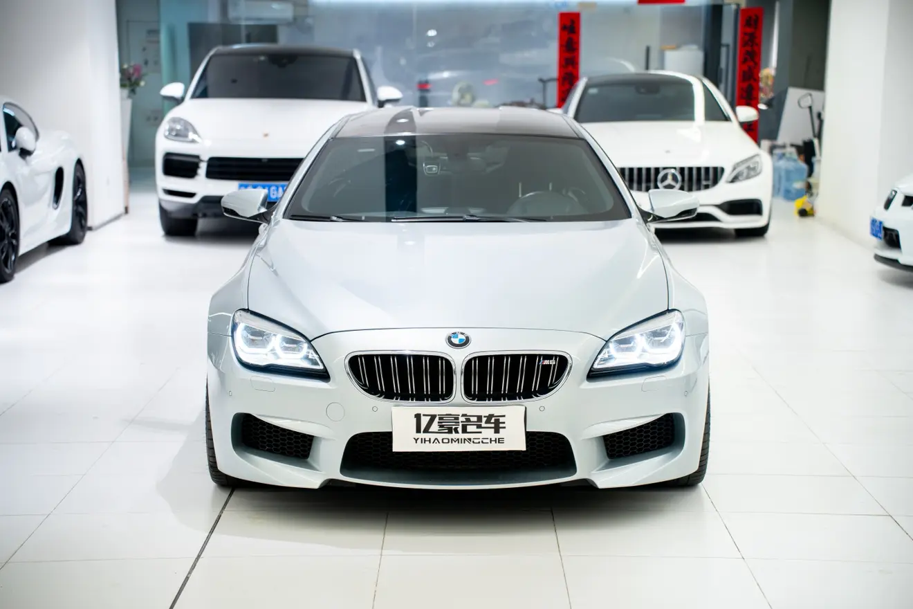 BMW M6  из Китая