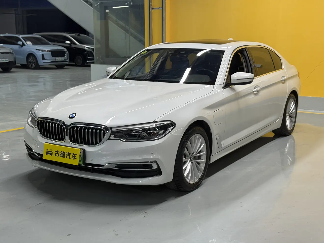 BMW 5 Series PHEV