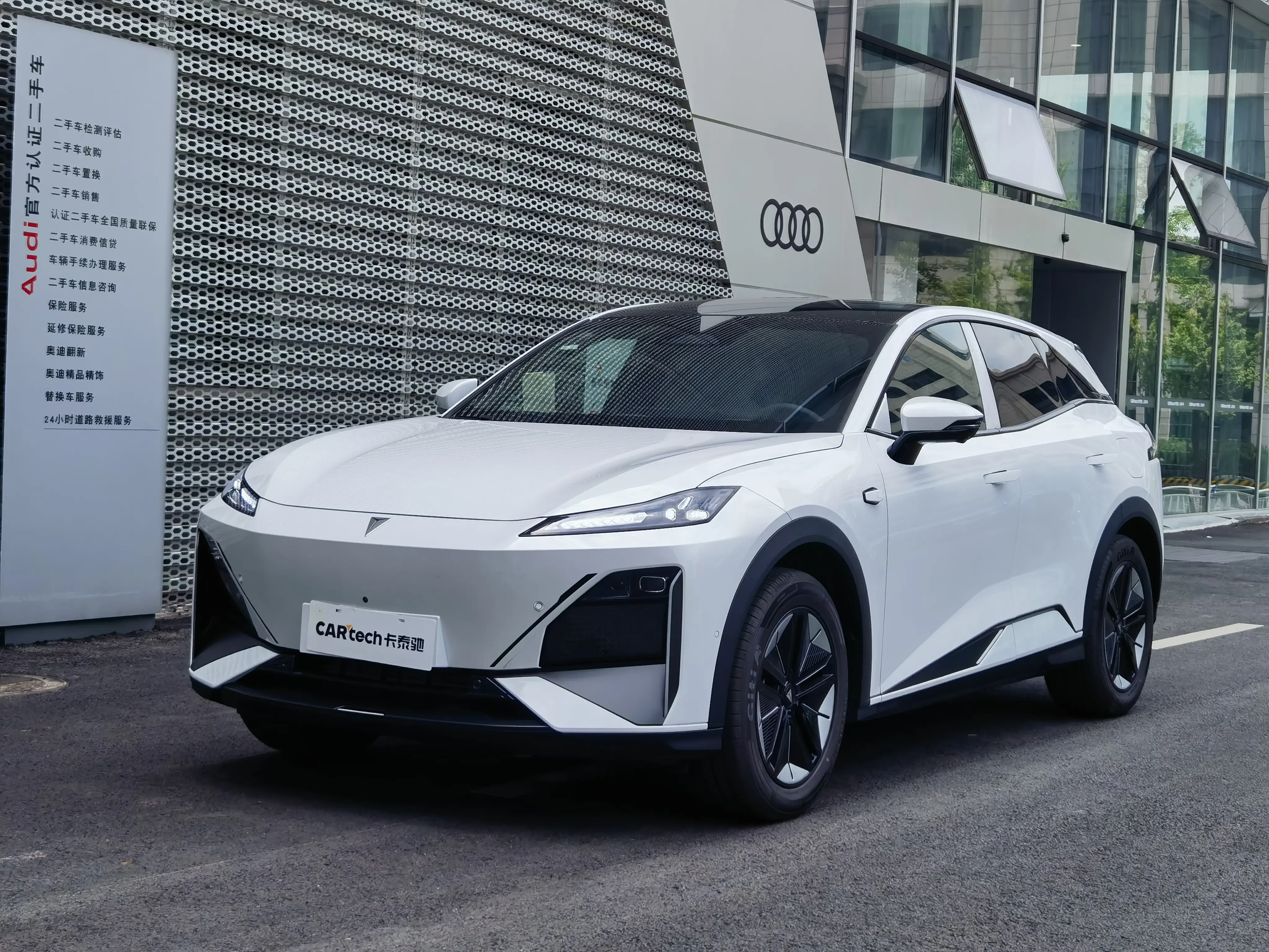 Deepal Dark blue S07  из Китая