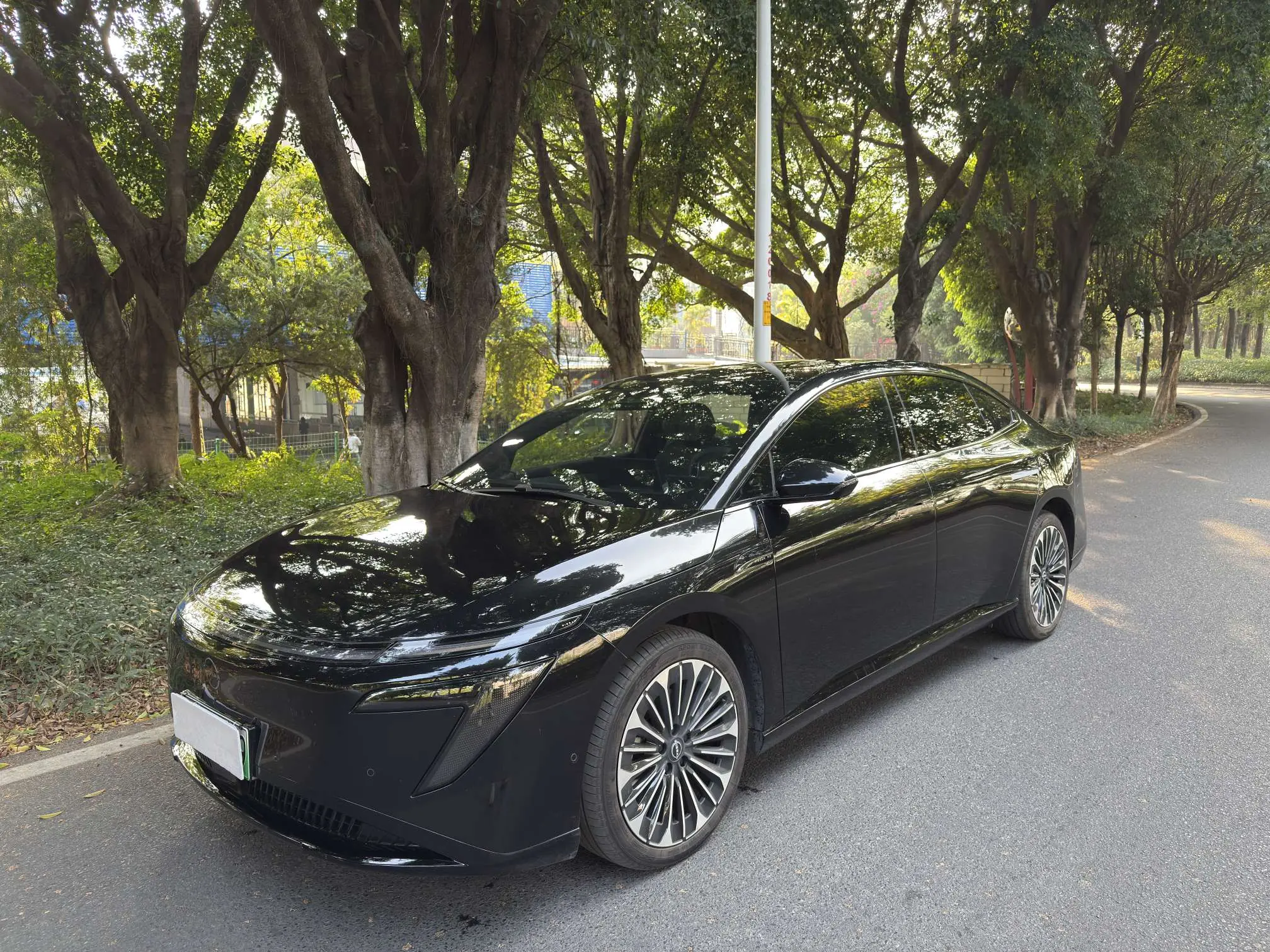 Nissan N7  из Китая